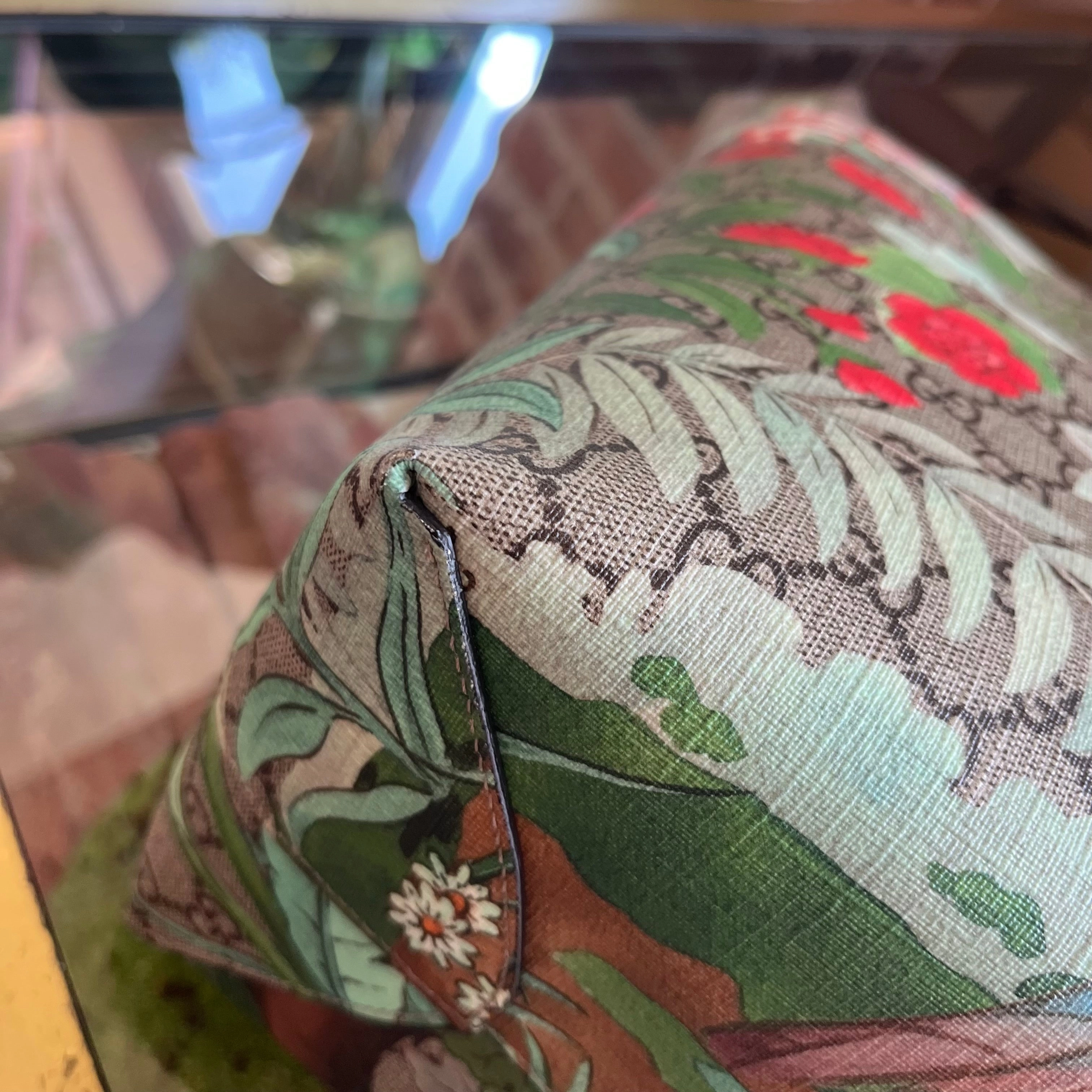 GUCCI Tian GG Supreme Soft Jungle Tote