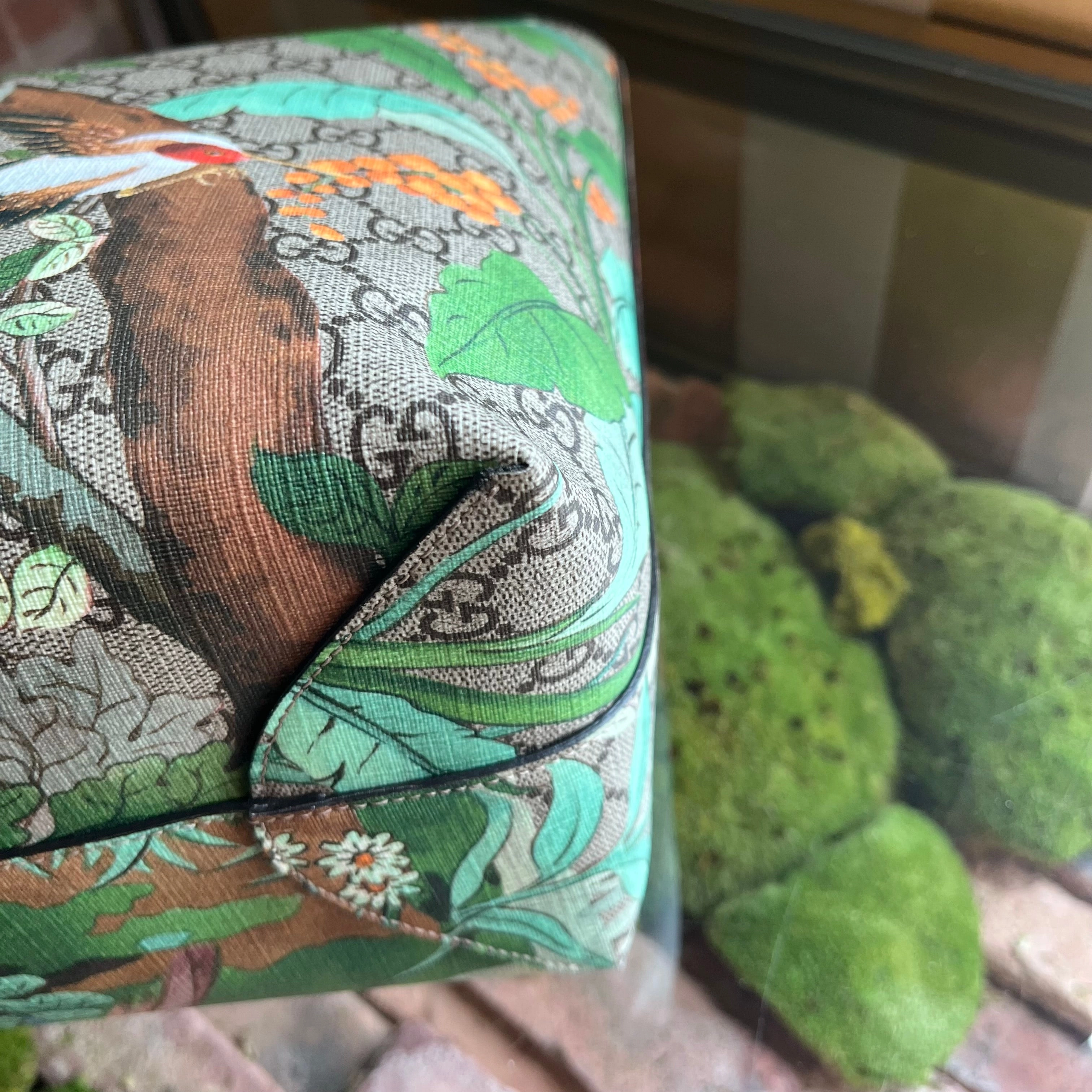 GUCCI Tian GG Supreme Soft Jungle Tote