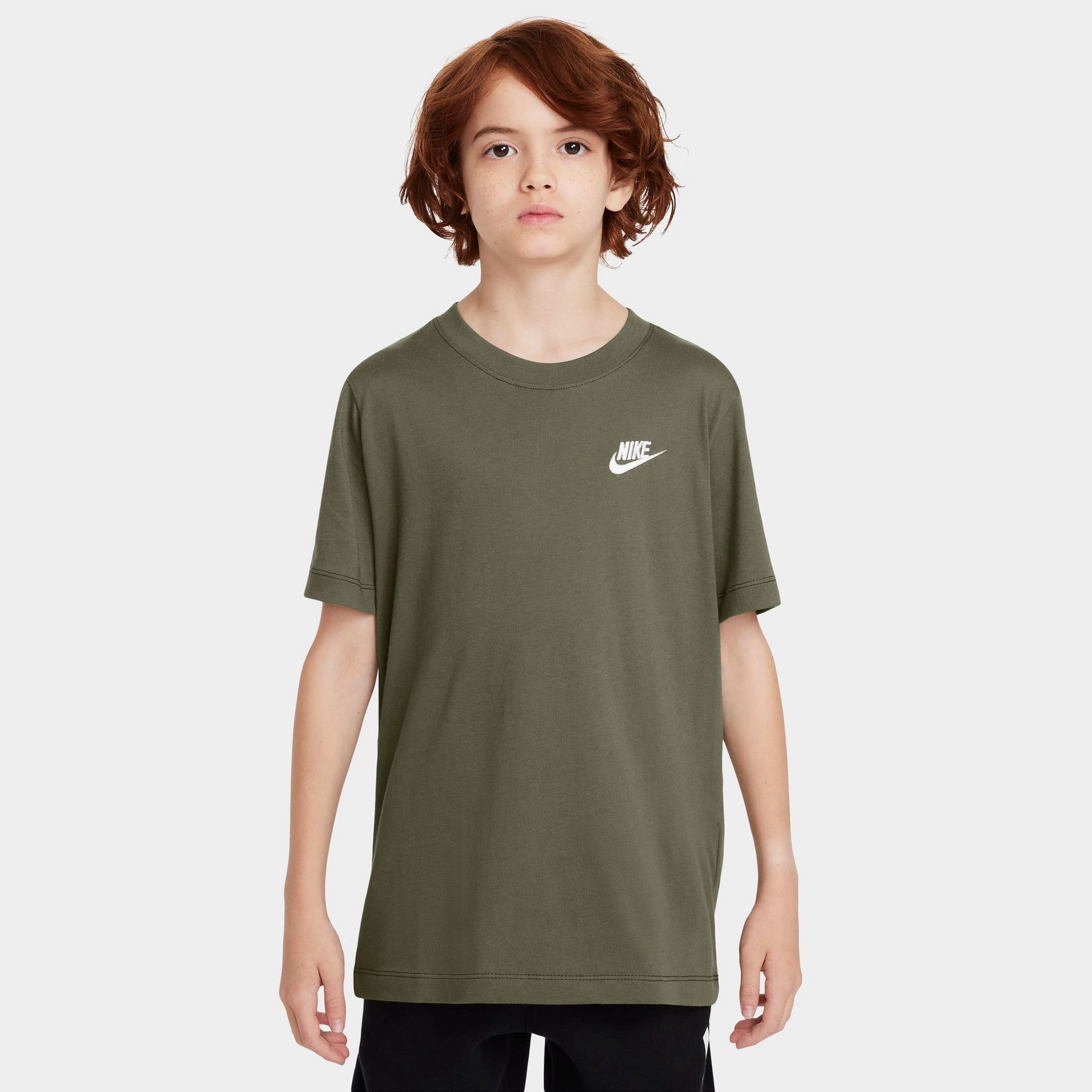 NIKE SPORTSWEAR JUNIORS' EMBROIDERED FUTURA T-SHIRT / MEDIUM OLIVE