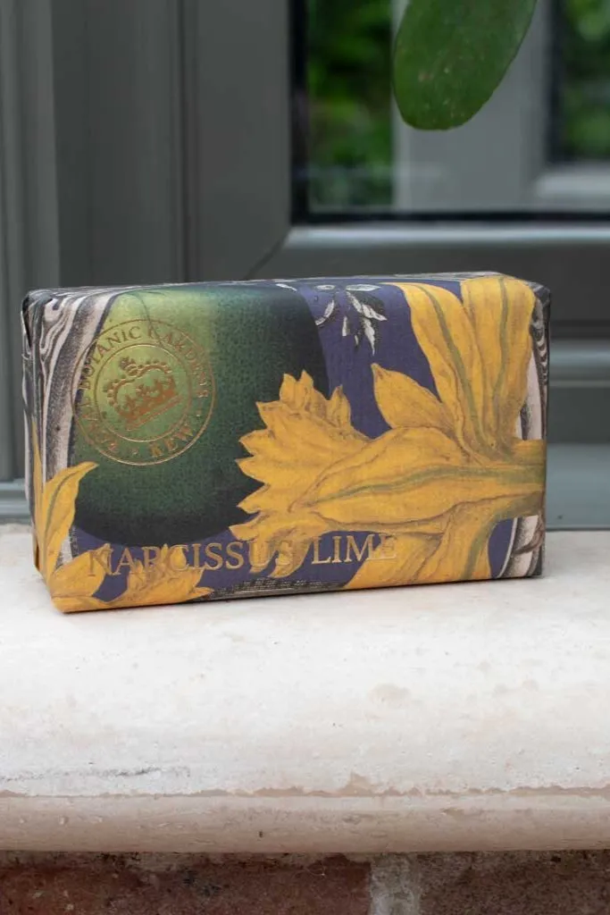 The English Soap Company Narcissus Lime Soap