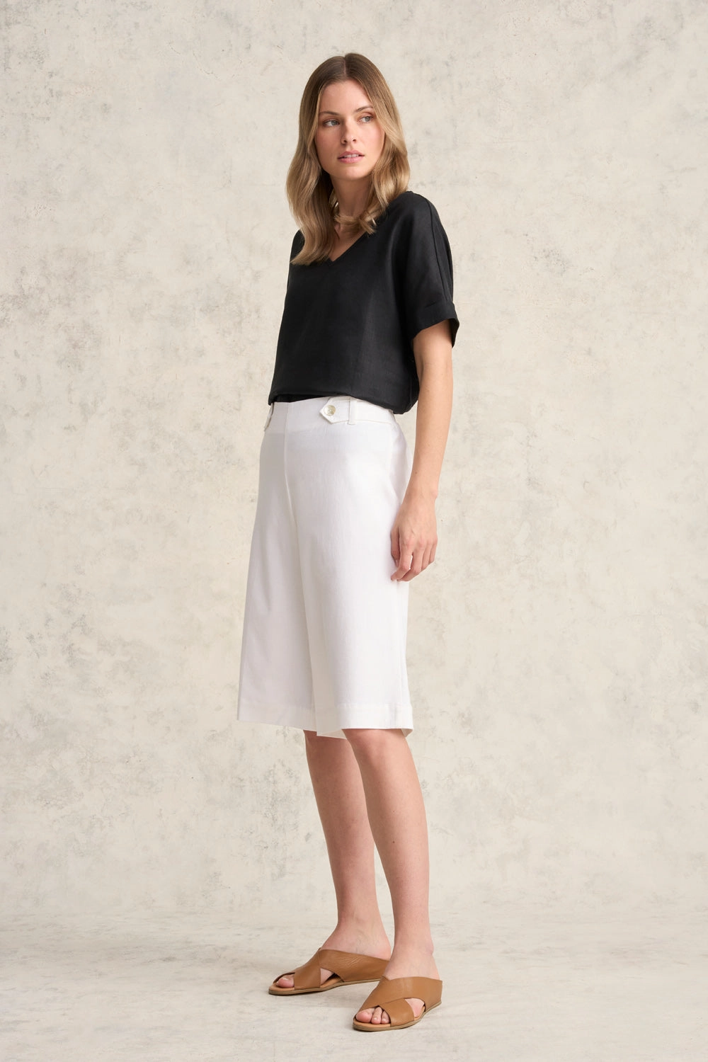 Waist Tab Linen Short - White
